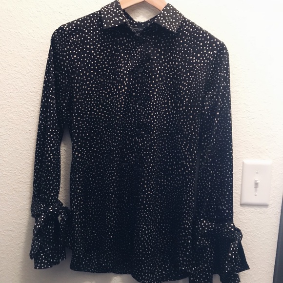 Banana Republic Tops - Banana Republic blouse